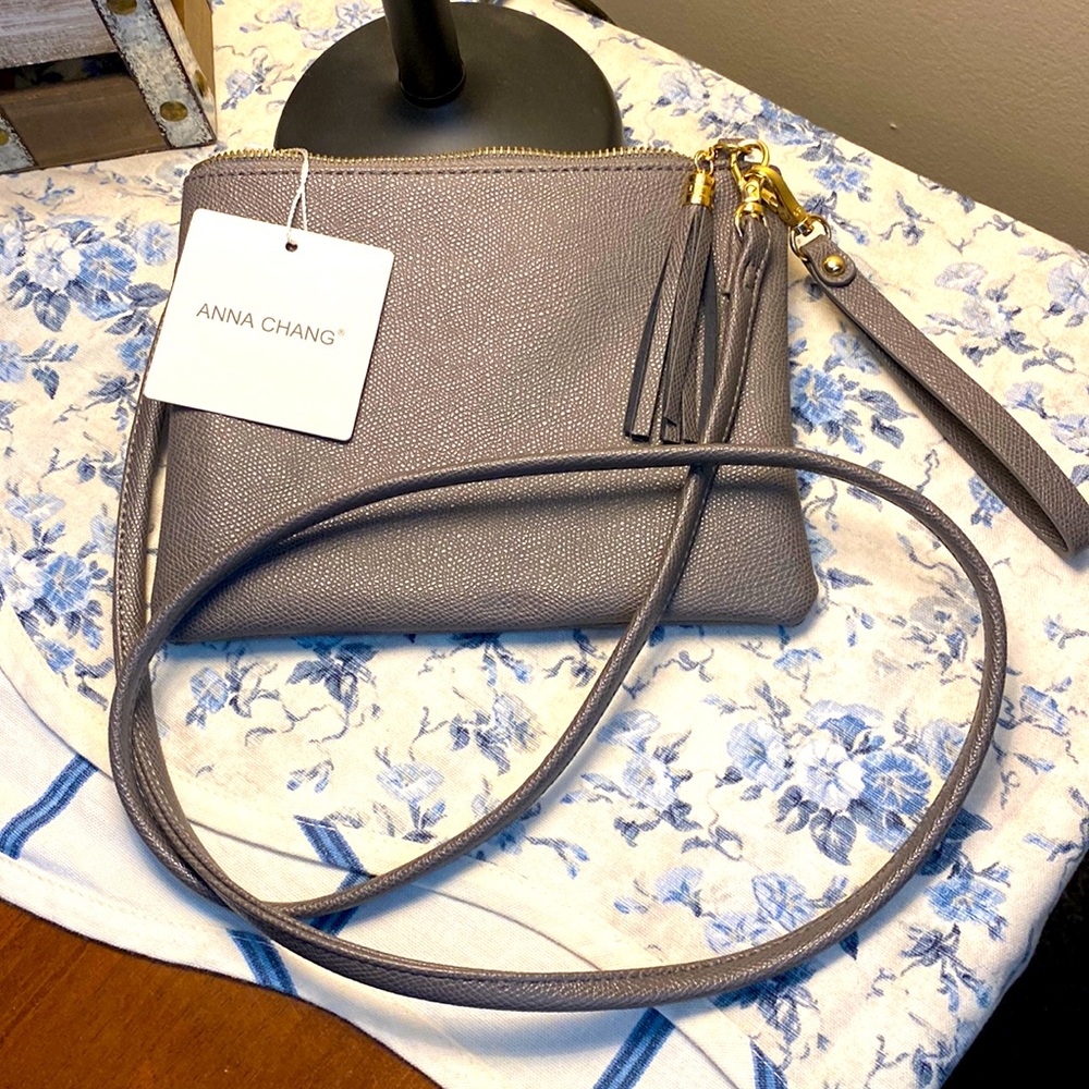 Anna Chang Purse w keychain or wristlet